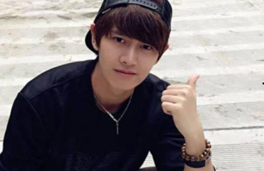 吃瓜娱乐圈任嘉伦